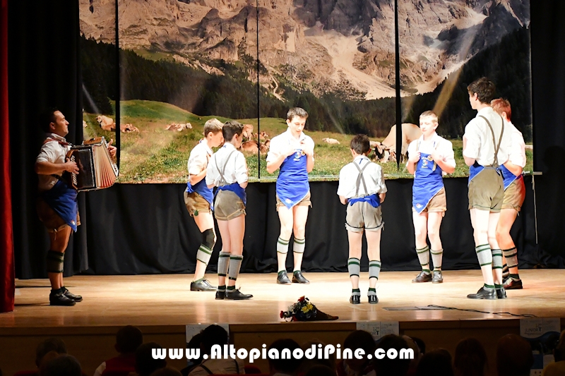12°  JuniorT raduno dei gruppi giovanili trentini di folklore, musica e rievocazione