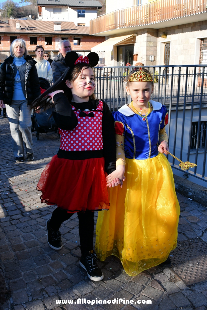 Pineé - Carnevale 2024 