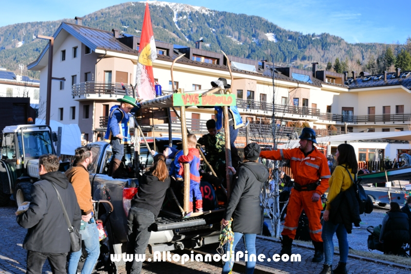 Pineé - Carnevale 2024 