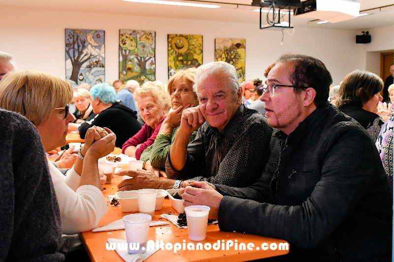 Castagnata Circolo Pensionati Anziani Bedollo - Centrale 17 novembre 2024