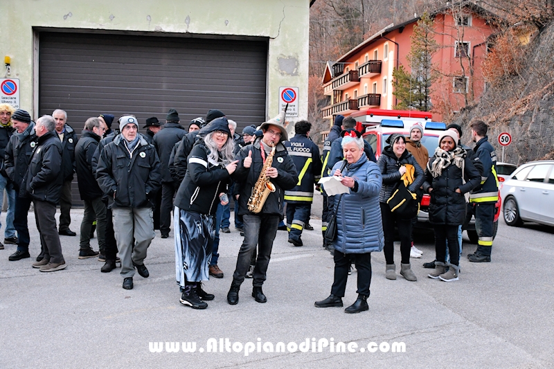 Marti Grass coi Polentoni - Carnevale Bedolero 2024 - Piazze