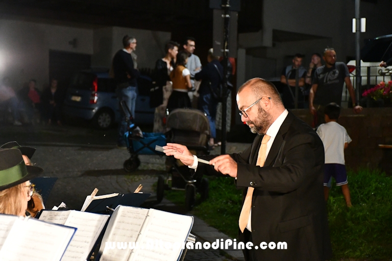 Momenti del concerto Gruppo Bandistico Folk Pinetano