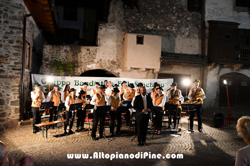 Momenti del concerto Gruppo Bandistico Folk Pinetano
