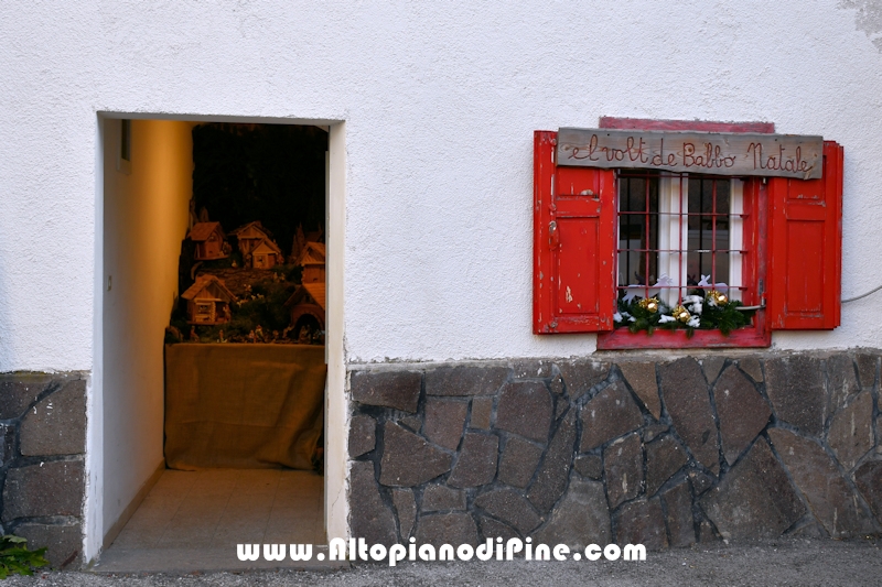 El paes dei Presepi 2025/2026 - foto ANDREA NARDON per www.AltopianodiPine.com El paes dei Presepi 2025/2026