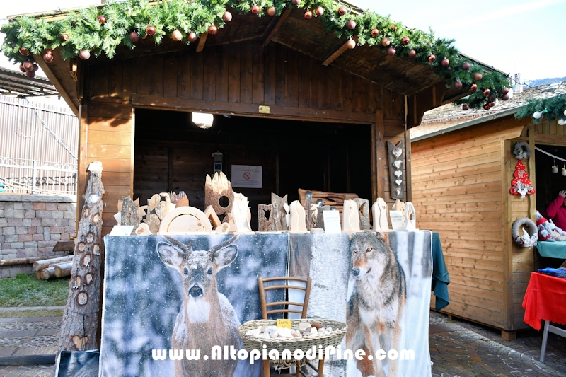 El paes dei Presepi 2025/2026 - foto ANDREA NARDON per www.AltopianodiPine.com El paes dei Presepi 2025/2026