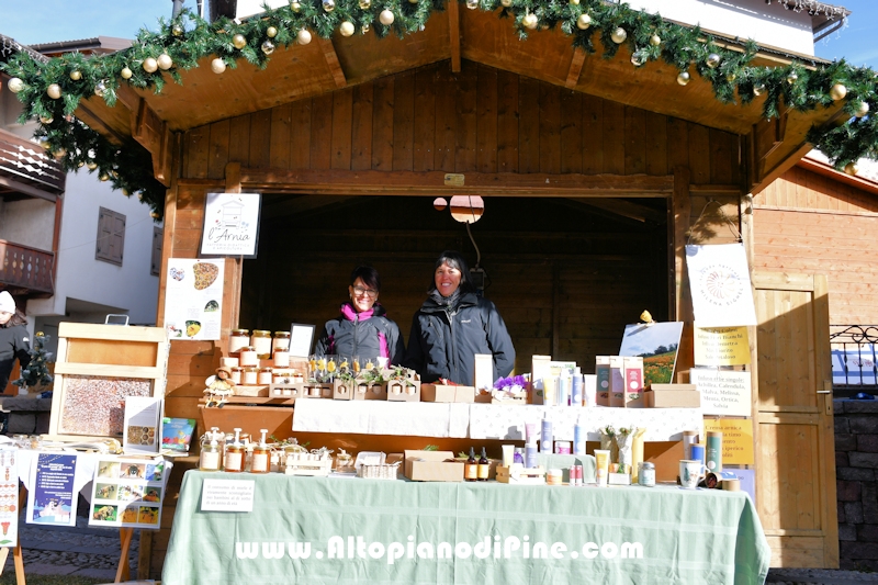 El paes dei Presepi 2025/2026 - foto ANDREA NARDON per www.AltopianodiPine.com El paes dei Presepi 2025/2026