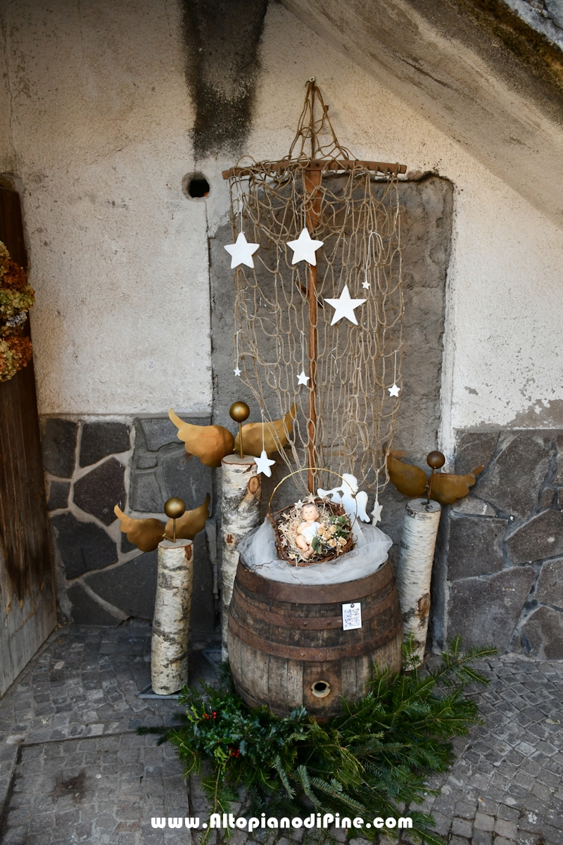 El paes dei Presepi 2025/2026 - foto ANDREA NARDON per www.AltopianodiPine.com El paes dei Presepi 2025/2026