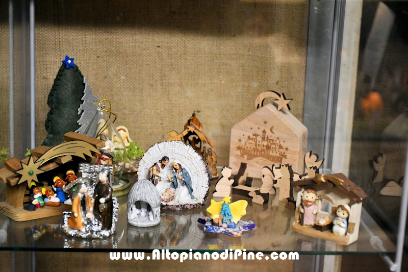 El paes dei Presepi 2025/2026 - foto ANDREA NARDON per www.AltopianodiPine.com El paes dei Presepi 2025/2026