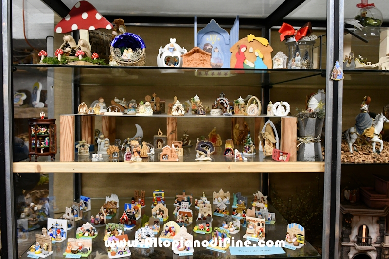 El paes dei Presepi 2025/2026 - foto ANDREA NARDON per www.AltopianodiPine.com El paes dei Presepi 2025/2026