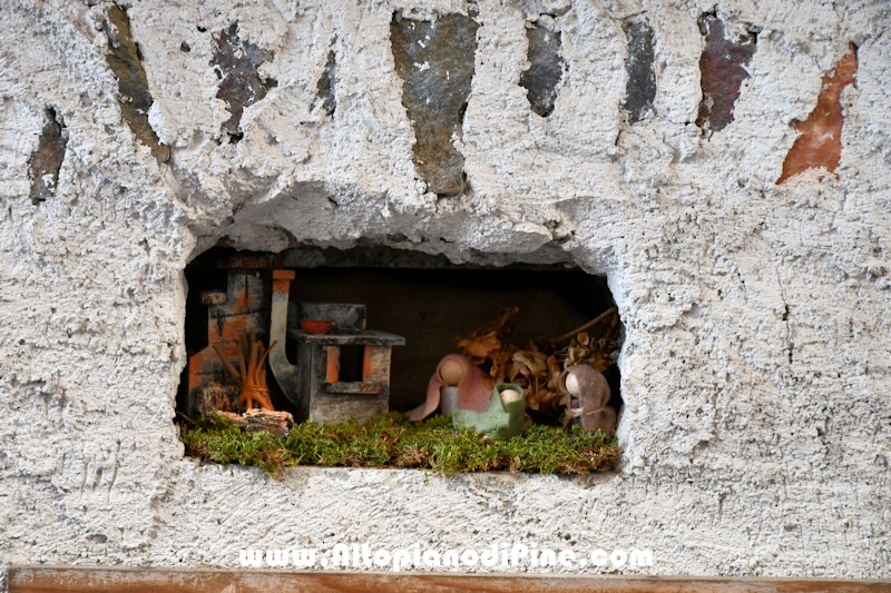 El paes dei Presepi 2025/2026 - foto ANDREA NARDON per www.AltopianodiPine.com El paes dei Presepi 2025/2026