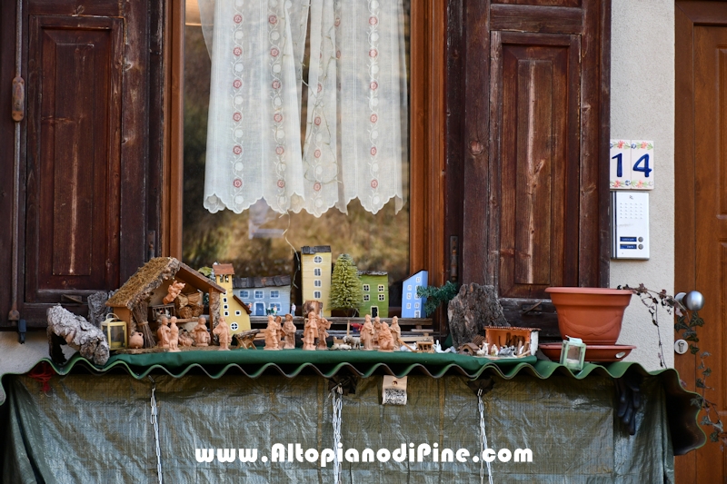 El paes dei Presepi 2025/2026 - foto ANDREA NARDON per www.AltopianodiPine.com El paes dei Presepi 2025/2026