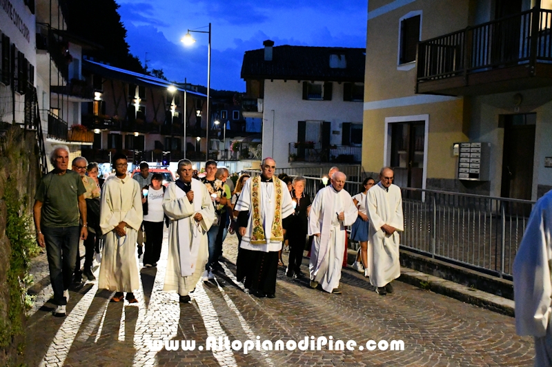 Rosario/fiaccolata fino alla Conca della Comparsa