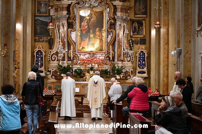 Memoria della IV Apparizione - processione da Montagnaga  e S.Messa alla IV Comparsa border=