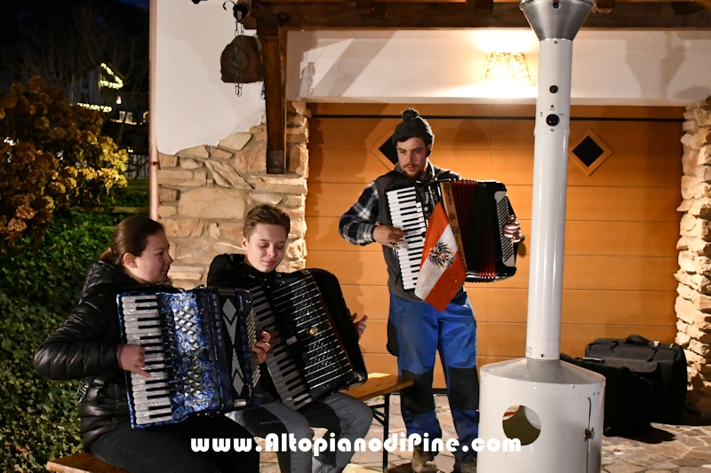 Foto ANDREA NARDON per www.altopianodipine.com Strozega de Santa Luzia - Piazze di Bedollo