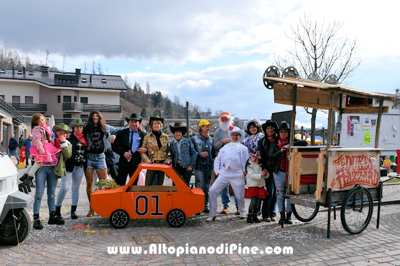 Pineé - Carnevale 2025 