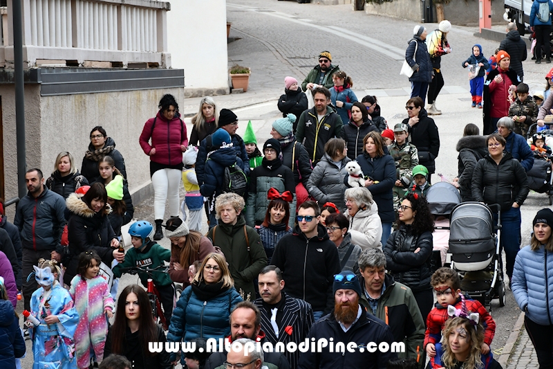 Pineé - Carnevale 2025 