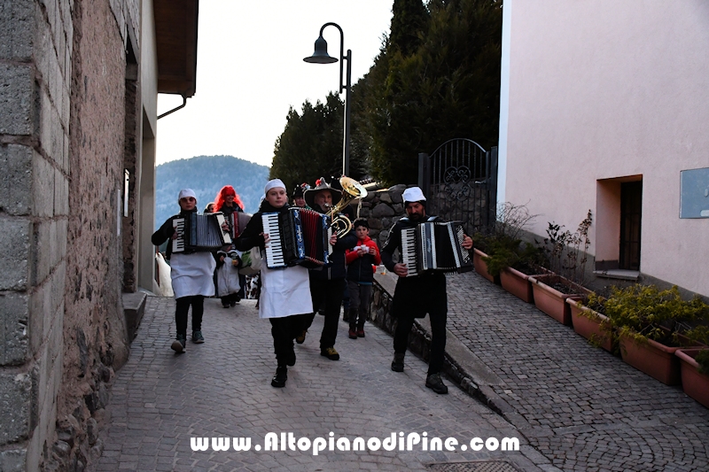 Marti Grass coi Orsi - Carnevale Bedolero 2025 - Regnana