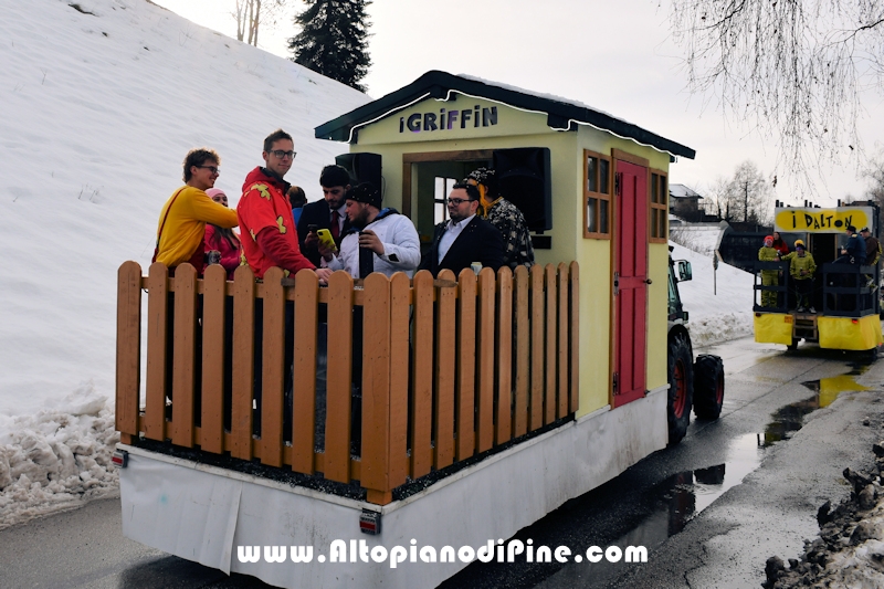 Piné in maschera - Carnevale di Baselga di Piné 2026 - foto ANDREA NARDON per www.altopianodipine.com Pineé - Carnevale 2026