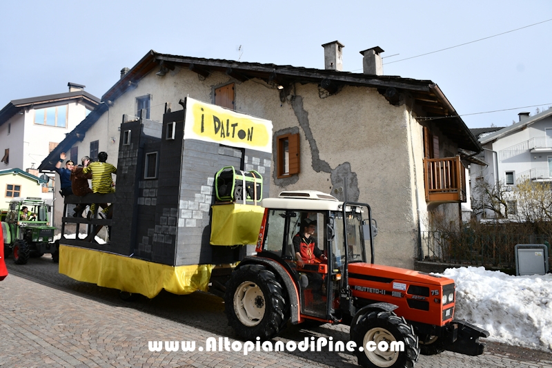 Piné in maschera - Carnevale di Baselga di Piné 2026 - foto ANDREA NARDON per www.altopianodipine.com Pineé - Carnevale 2026