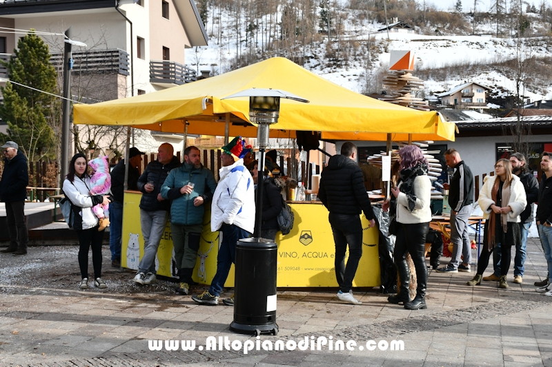 Piné in maschera - Carnevale di Baselga di Piné 2026 - foto ANDREA NARDON per www.altopianodipine.com Pineé - Carnevale 2026