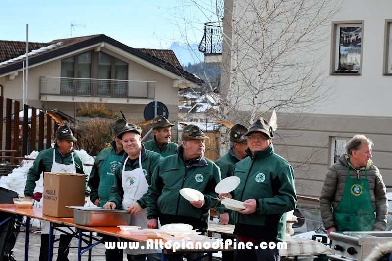 Piné in maschera - Carnevale di Baselga di Piné 2026 - foto ANDREA NARDON per www.altopianodipine.com Pineé - Carnevale 2026