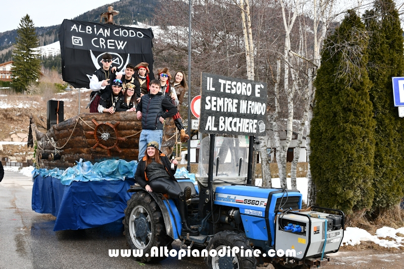 Piné in maschera - Carnevale di Baselga di Piné 2026 - foto ANDREA NARDON per www.altopianodipine.com Pineé - Carnevale 2026