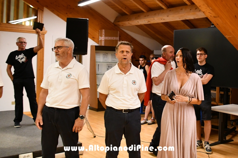 Serata cori - Gang Band Festival Pin&eacute; 2026 - esibizione in riva al lago