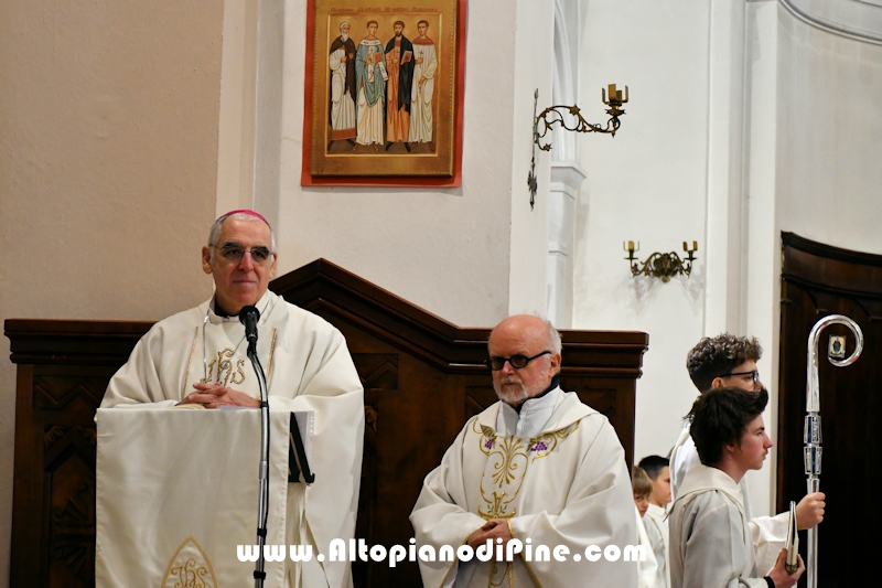 Visita pastorale dell'Arcivescovo don Lauro Tisi a Baselga di Pin&eacute; 