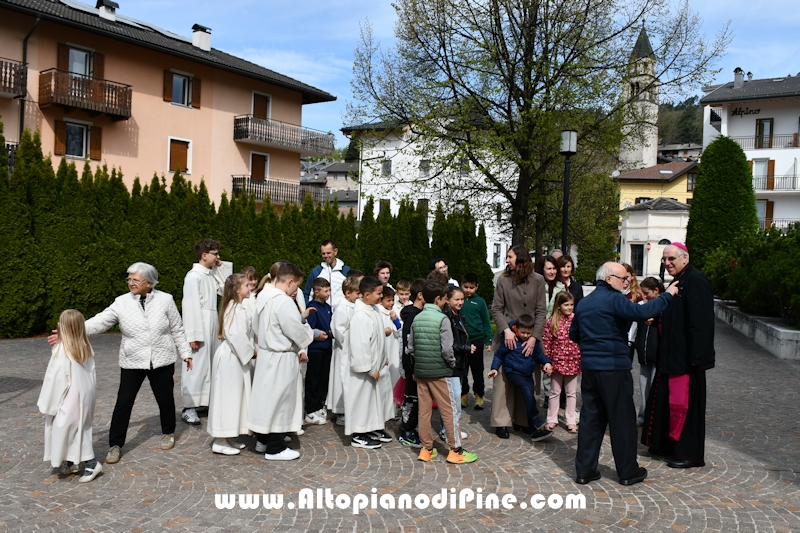 Visita pastorale dell'Arcivescovo don Lauro Tisi a Baselga di Pin&eacute; 