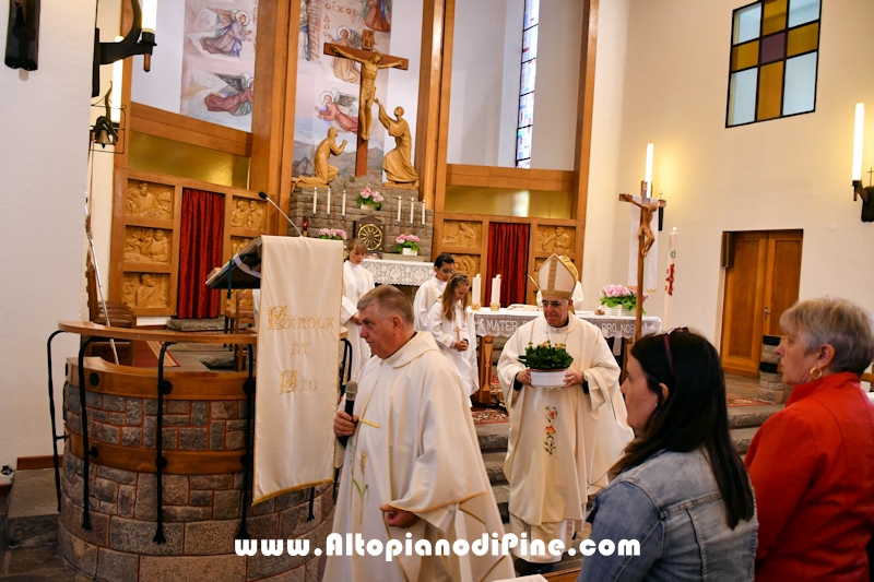 Visita pastorale dell'Arcivescovo don Lauro Tisi a Brusago (Bedollo) 