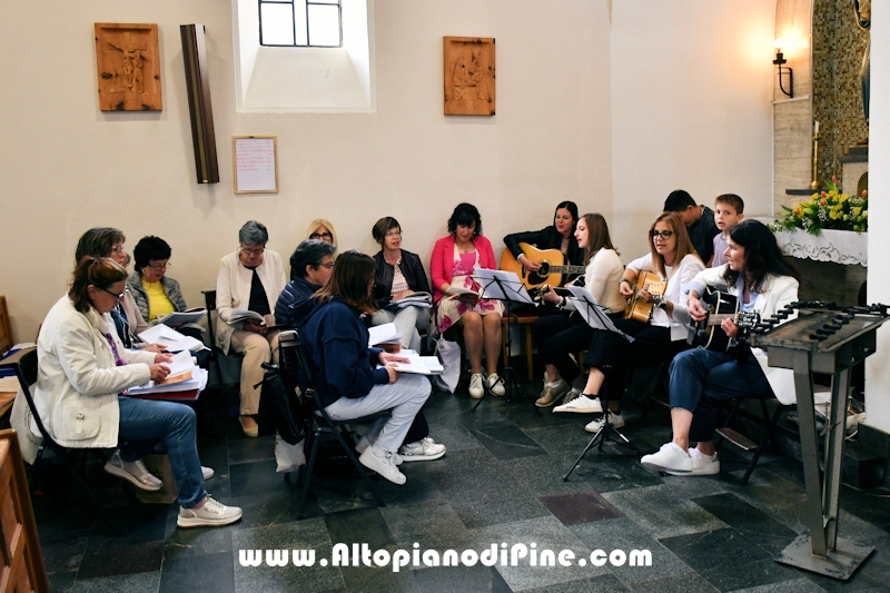 Visita pastorale dell'Arcivescovo don Lauro Tisi a Rizzolaga (Baselga di Pin&eacute;) 