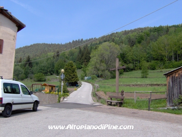 Strada Montesover - Malga Vernera [fotopercorsi/strada_montesovermalgavernera2.jpg]