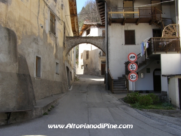Strada di Rizzolaga [fotopercorsi/strada_rizzolaga7.jpg]